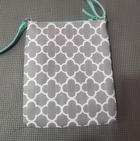 Monogram crossbody - Picture 5 of 7